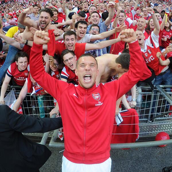 Arsenal's tweet photo. Happy Birthday @Podolski10 who is 29 today! Send your messages to him using #HappyBirthdayPoldi http://t.co/1ymA1mro1A