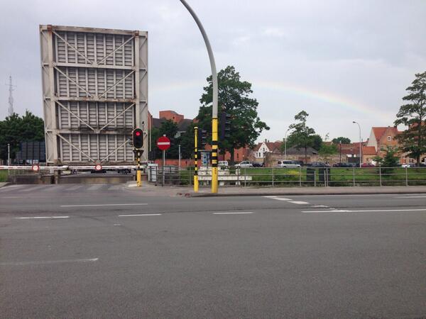 JanLeysen's tweet photo. Pleiten in Brugge is aangenaam maar je moet er geraken... http://t.co/8BismtiTLq