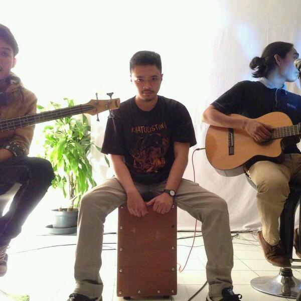 Cakep “<a href="/KHTLSTWSBY/">khatulistiwa</a>: <a href="/aryokpratyaksha/">Arya Pratyaksha</a> from <a href="/tamannada/">Taman Nada</a> surabaya !! ”