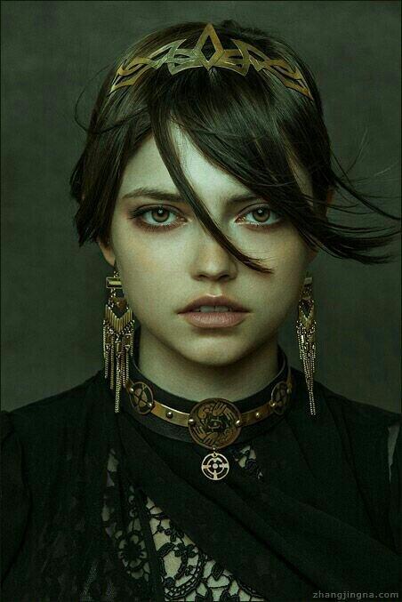 #WomanCrushWednesday My Pup <a href="/TheWolfoBraavos/">Arya Stark</a>