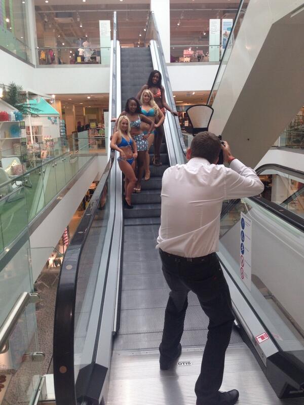 curvykate's tweet photo. We had a fab morning with the #ModelMates @MarkHeyes &amp; @ITVLorraine thanks @Debenhams xxx http://t.co/wRSPpMaiok