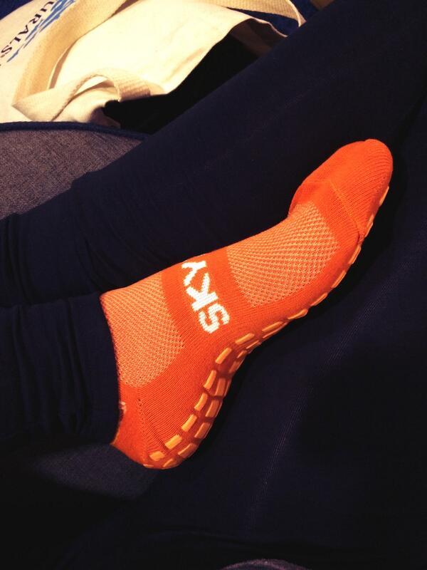 beatrixhon's tweet image. Got my trampolining socks on and ready to get my jump on @skyzone
