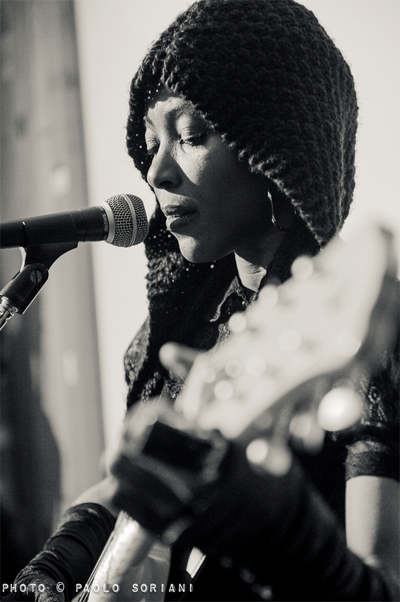 19th Moon stasera a Roma con il suo electronic soul - #SuonieStrumenti <a href="/LAsinoCheVola/">L' Asino Che Vola</a> : suoniestrumenti.it/notizie/dettag…