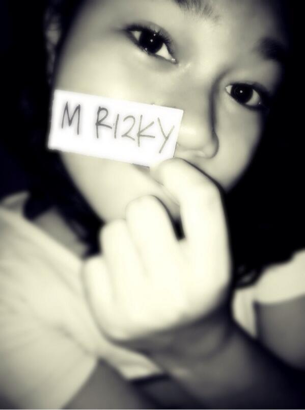 ShintaWr's tweet photo. Good afternoon rizky 💋 http://t.co/LAS6lTUVOJ