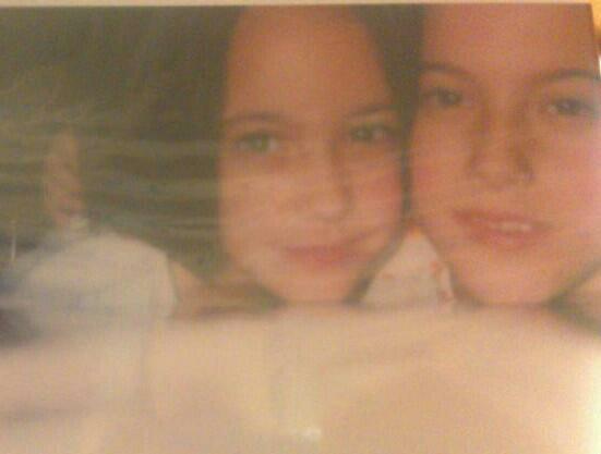 blancaaprz's tweet photo. Primer selfie de la historia @Martaezperz jajaja #Felicidadessiis http://t.co/mmN8BFriDg