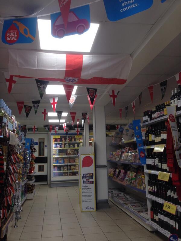 Bunting and flags up ☺️☺️☺️