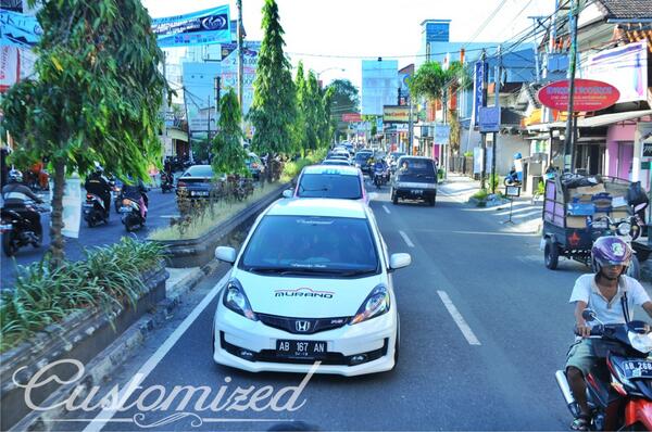 customized_yk's tweet photo. otw jec http://t.co/w7lgKMpEDC