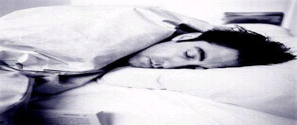 ma3rifamed's tweet photo. لماذا نشعر بأننا نسقط أثناء النوم ..؟؟! --> http://t.co/4PVxaHWUul http://t.co/KlQ1ylgbR7