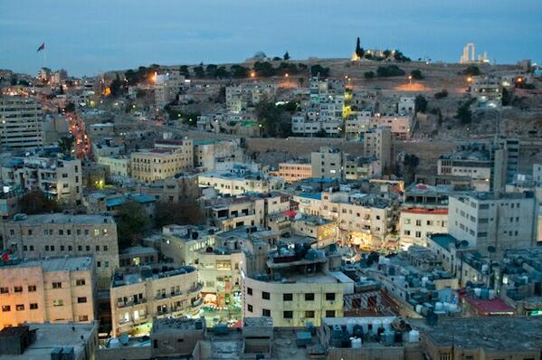 BeyondMyDoor's tweet photo. #Amman #Jordan - #travelphoto http://t.co/LPBnU2ljuN
