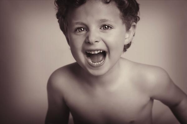 CallyCrisp's tweet photo. The world is brighter with the happiness of children! http://t.co/GKlmN20NDw