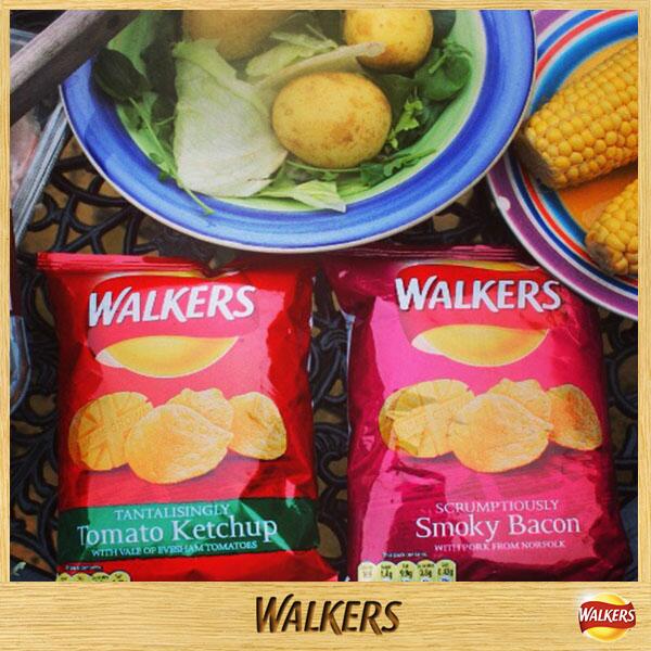 walkers_crisps's tweet photo. BBQ flavour off! Which do you prefer? Simply tweet us your favourite with #flavouroff and you could win a box! http://t.co/8L4PRhZ6mv