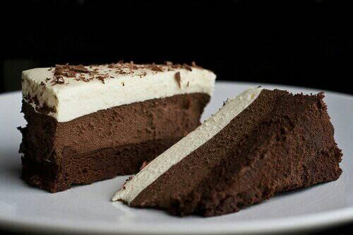 fairyszz's tweet photo. cake,cream and cheese 🍰 http://t.co/nOqzja9fgX