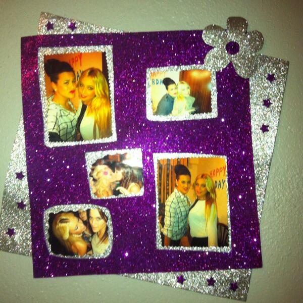 marialara693's tweet photo. Por fin colgado! Gracias x este regalo q demuestra nuestra amistad y hace mi habitación más bonita! TeQ! @maritere93A http://t.co/4Fi9ePaHog