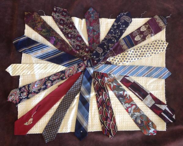 MySnappyStudio's tweet image. Another custom made prop- a tie sunshine to put your little one upon! Schedule your appointment today.