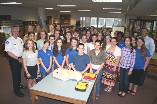 NHHospitals's tweet image. #NHHospitals - Rundlett kids raise $ for new AED, w/ help from Matt's Mission, Foundation for Healthy Communities