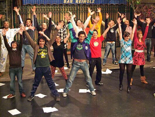 ESTE DOMINGO ACABA #Aida 

RT SI QUIERES QUE QUITEN SÁLVAME Y AÍDA SIGA OTROS 10 AÑOS.