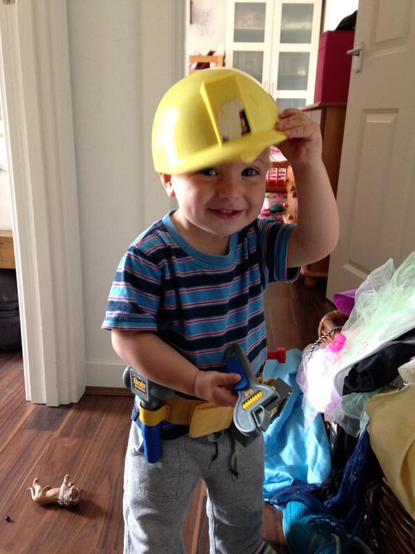kingsconstruct's tweet photo. Training up the boy! http://t.co/j3V3Qs2TwF