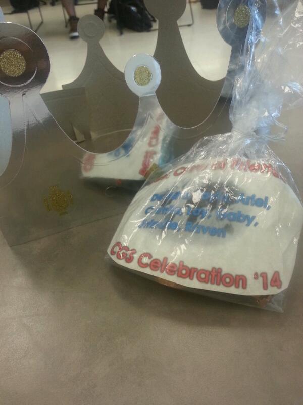 whenpigsfly_xo's tweet image. finally got mine #solate #bestcreworwuteva SQUAAAAAAD!!!!!!!