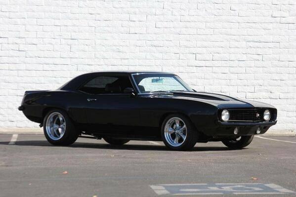 CauseWeDrive's tweet photo. 1969 Chevrolet Camaro http://t.co/mTA4YYwZjm