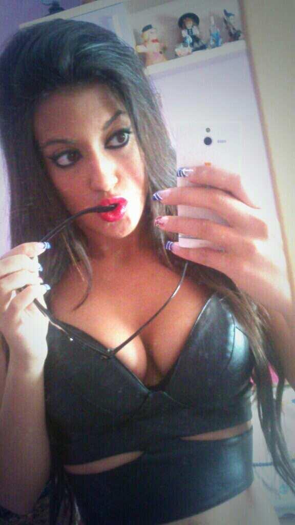noetita's tweet photo. Seme pasan las horas!!! Jijiji http://t.co/yCsZXL0yOn