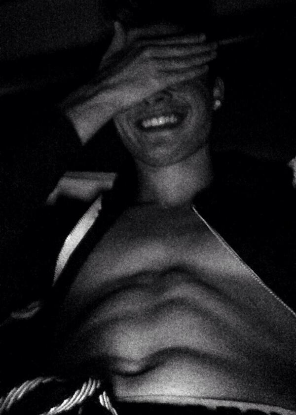 WeeklyChris tweet picture