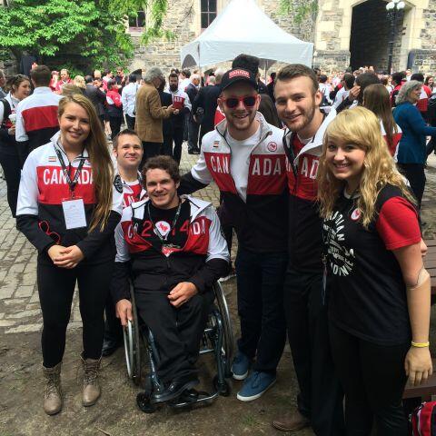 BBQ time at Parliament Hill! Thx @sportcanada_EN! @k_ludwig <a href="/AlexStarker/">Alexandra Starker</a> <a href="/erin__latimer/">erin latimer</a> <a href="/Bow27/">Brad Bowden</a> @tgregs8