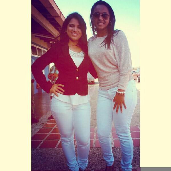 Felicidades a mi <a href="/julii_SB/">Juliet Silva</a> por tu defensas de tesis Tqm *-*