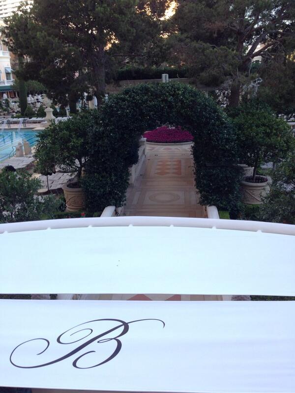 dannyleeprice90's tweet photo. Vegas baby http://t.co/lOfsqYUHxH