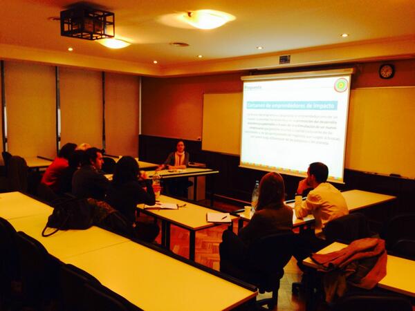 PremiosMayma's tweet photo. Encuentro de Mentores en @CIS_UdeSA @UdeSA @GraceGuzman @spostigo @margaritacarles http://t.co/WpAga4Aaso