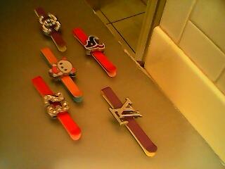 cachej07's tweet image. DARE TO BLING DIFFERENT BY RONI (7133937366) FREE DELIVERY OVER $50.00
ALL COLORS