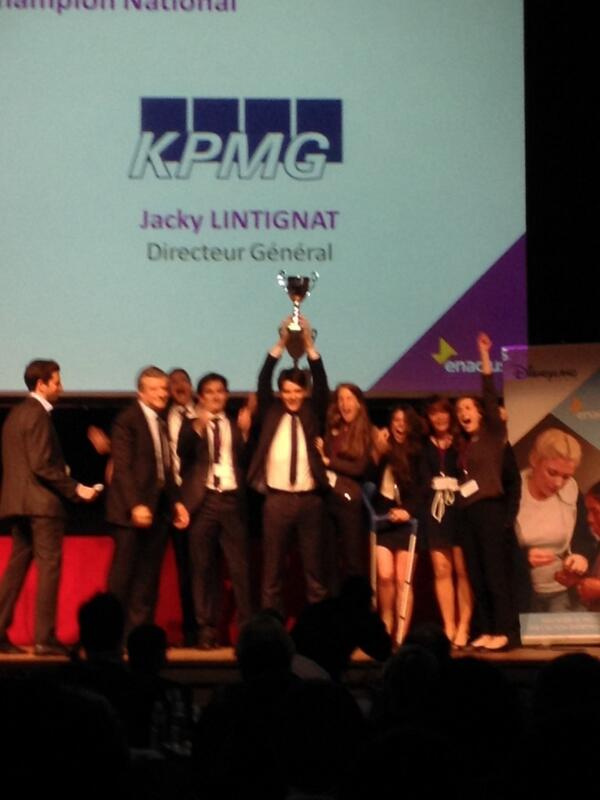 EnactusRouen's tweet photo. Félicitation à l'équipe de @Enactus_IESEG pour sa grande victoire! BRAVO à vous, bonne chance pour pékin #CNEnactus http://t.co/BnYz0XFx3m