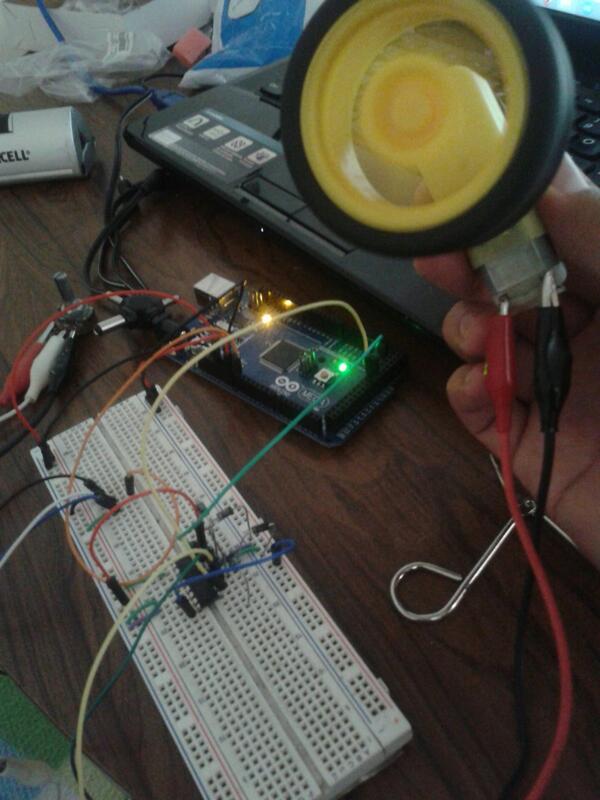 __danvergara__'s tweet image. Control de motoreductor con Arduino y L293D #IloveArduino