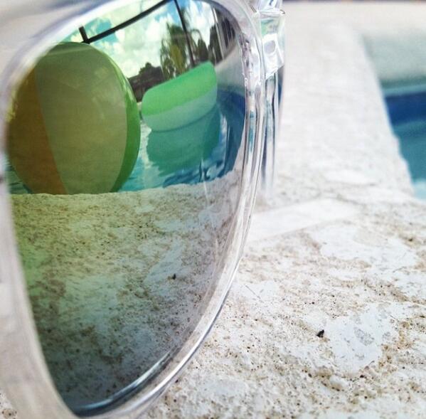 NetRepFL's tweet photo. It feels like summer in the 'Burg! #TampaBay @StPeteFL #Poolside http://t.co/kMy2nT3BlH