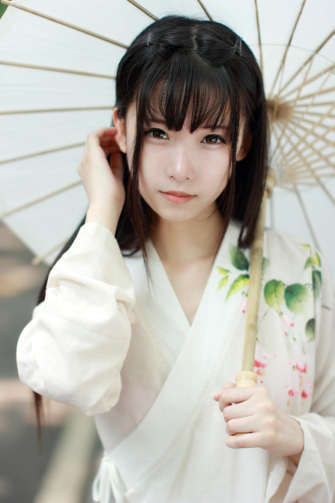 “内衣碍眼&gt; @ForsakenRei: 简直 weibo: 半藏森林 link: http://t.co/sqBUFMeLAQ...