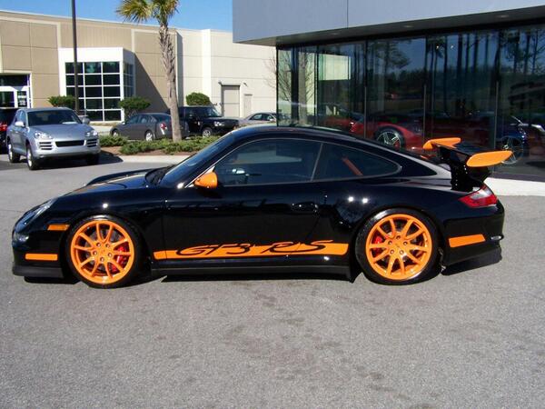 cj_capskid88's tweet photo. Now thats a nice car http://t.co/AeI4QDhHna