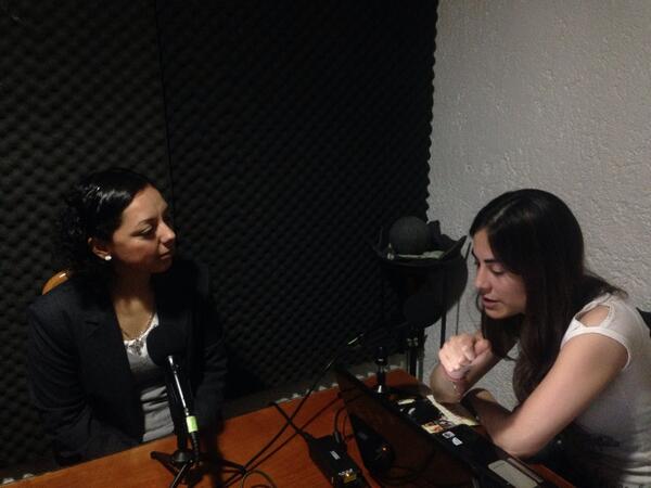 AleaPRMex's tweet photo. Hablando de los transtornos de la alimentación @stageonemexico  con la Dra. Rodríguez de Abc Zirel @BulimiAnorexia http://t.co/J4yVgbx8Ra