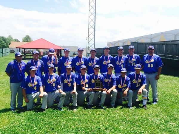 tjfenske195's tweet photo. The Fatima Comets w/ the Class 3 Third Place trophy. Comets finished the season 22-10 overall http://t.co/atIjf9nlCe
