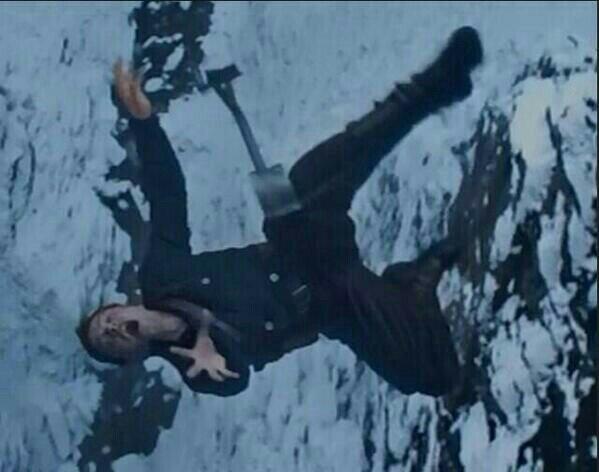 hectoroftrcy's tweet photo. LET IT GO, LET IT GO, CAN'T HOLD ON ANY MORE
#MakeASongDepressing
*whispers* im so sorry http://t.co/y4LK3sLaB2