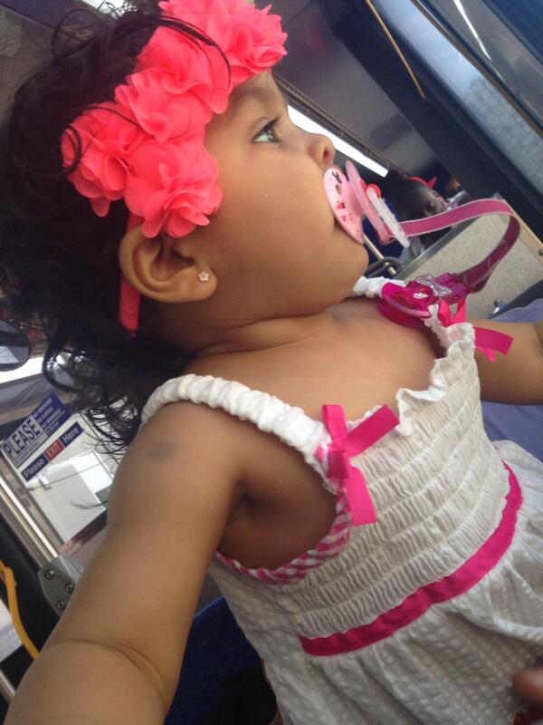 lil__yae's tweet image. On the bus with my baby girl 😍😘😍 #laylay