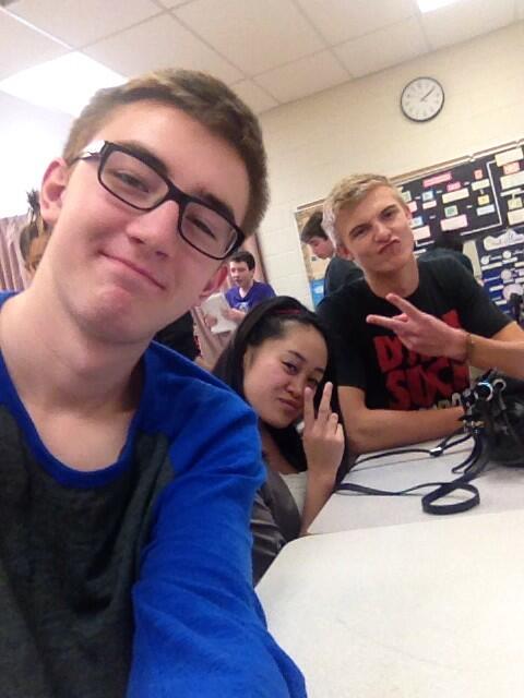 paaatriciag's tweet image. Big congrats to @DBRO_13 for graduating today, didn't think you could do it!!! Goodluck at BC #illmissyou #bio30 ☺️