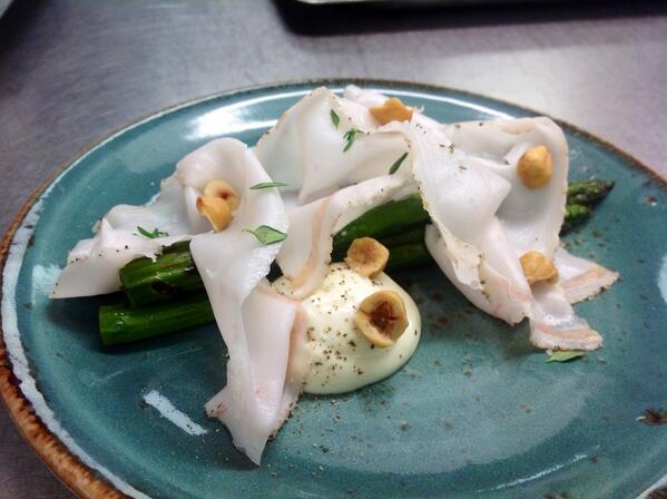 unionstreetcafe's tweet photo. Asparagus #Lardo #Stracchino #Halzenut Yummy!! http://t.co/IWFp8GynXX