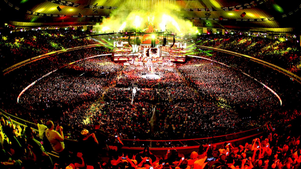 WWEUniverse's tweet photo. Become a member of the exclusive #WWEFanCouncil to share your thoughts with @WWE! Join now: http://t.co/Hwem7WlLVn http://t.co/icFmOoz14f