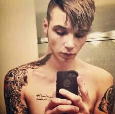 andy (@leathcrangel) on Twitter photo 