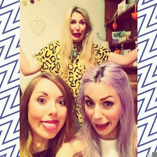 FalseElsa's tweet image. Zoe and I