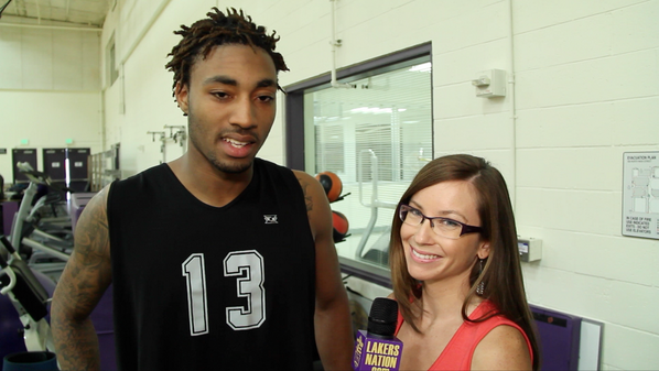 SerenaWinters's tweet photo. If @realjamesyoung winds up a Laker, the first thing he told me he'll say to @KobeBryant is: "Show me the ways!" http://t.co/gUdlEPt6Uz