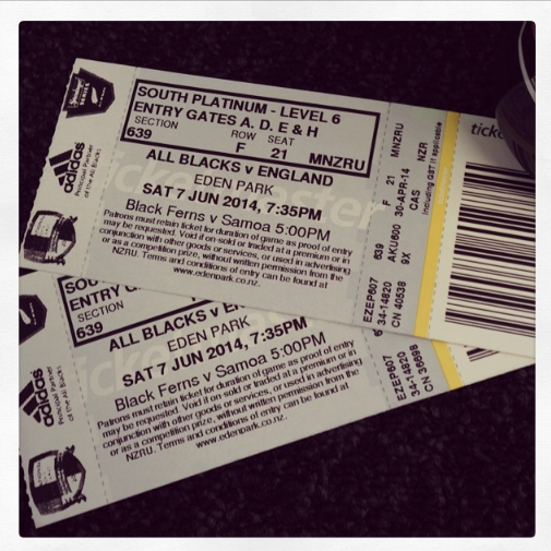 Steinlager's tweet photo. #WIN 2xtickets to @AllBlacks test this Sat @ EdenPark. Retweet &amp; Follow to get in draw. Closes Fri 3pm. T&amp;Cs apply http://t.co/YnMWTyqkOg