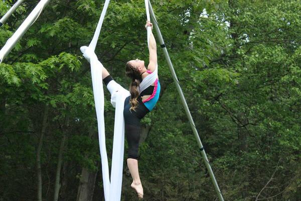 InvertedArt's tweet image. Hire @InvertedArt and see how we can elevate your #event #entertainment to the next level! #boston #aerial #dance