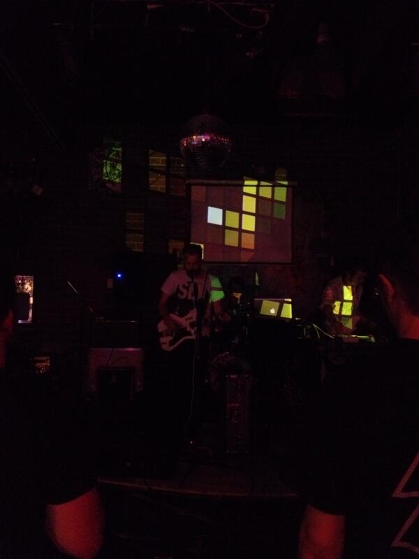 MayorDeLo's tweet photo. Memory motel @jub jub love this local band !! #this is Reno @ThisIsReno http://t.co/RFMQuncTi9
