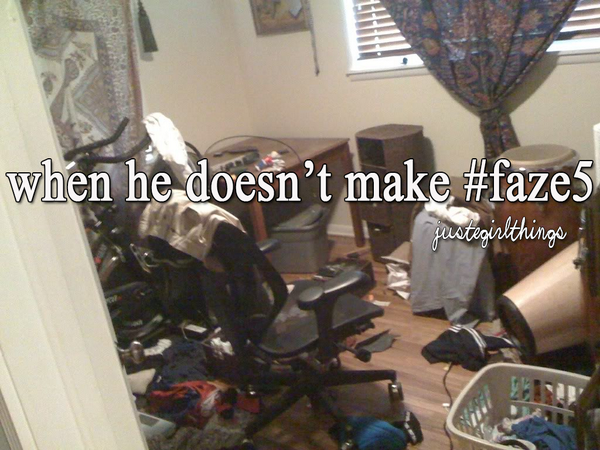 JusteGirlThings's tweet photo. his room is gonna be empty if this happens. http://t.co/JWeqVBuj0g