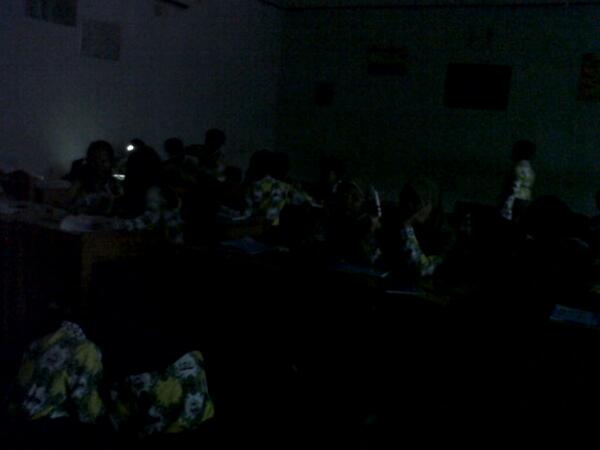 KiOf_7a's tweet image. Gkada guru sma mati lampuu\m/ #7amazing